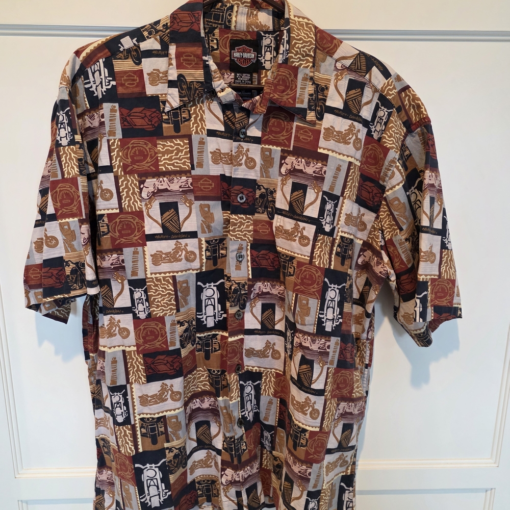 Harley Davidson Motorcycle Hawaiian-Style Button-Up Shirt -- Size Large